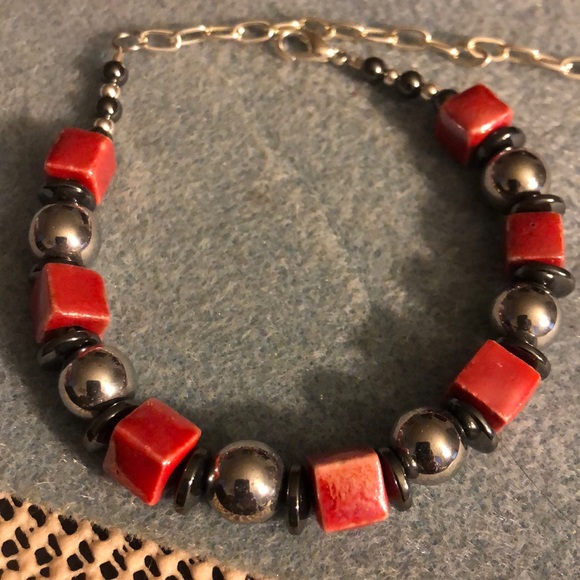 porcelain & hematite bracelet - Picture 2 of 2
